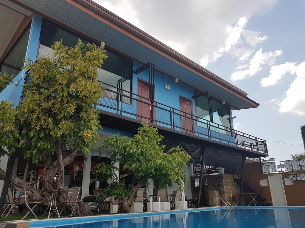 D-Sine Resort Бурирам Экстерьер фото